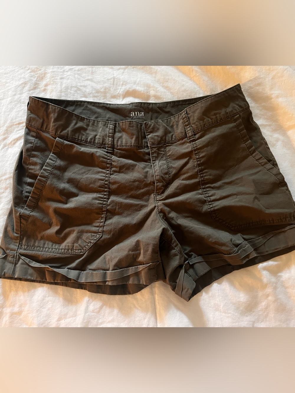 a.n.a Women's Olive Cargo Shorts